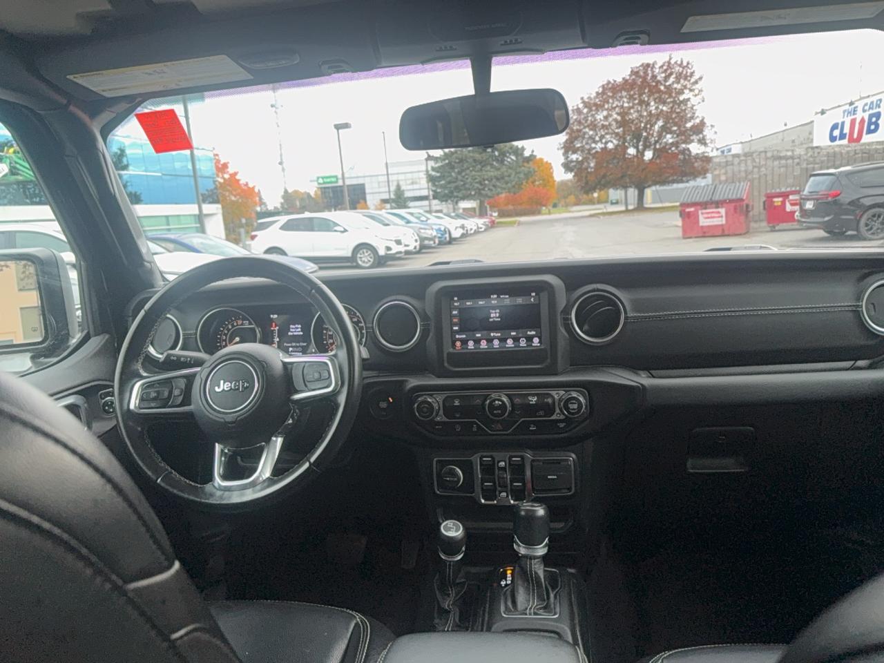 2021 Jeep Wrangler Unlimited Sahara Photo