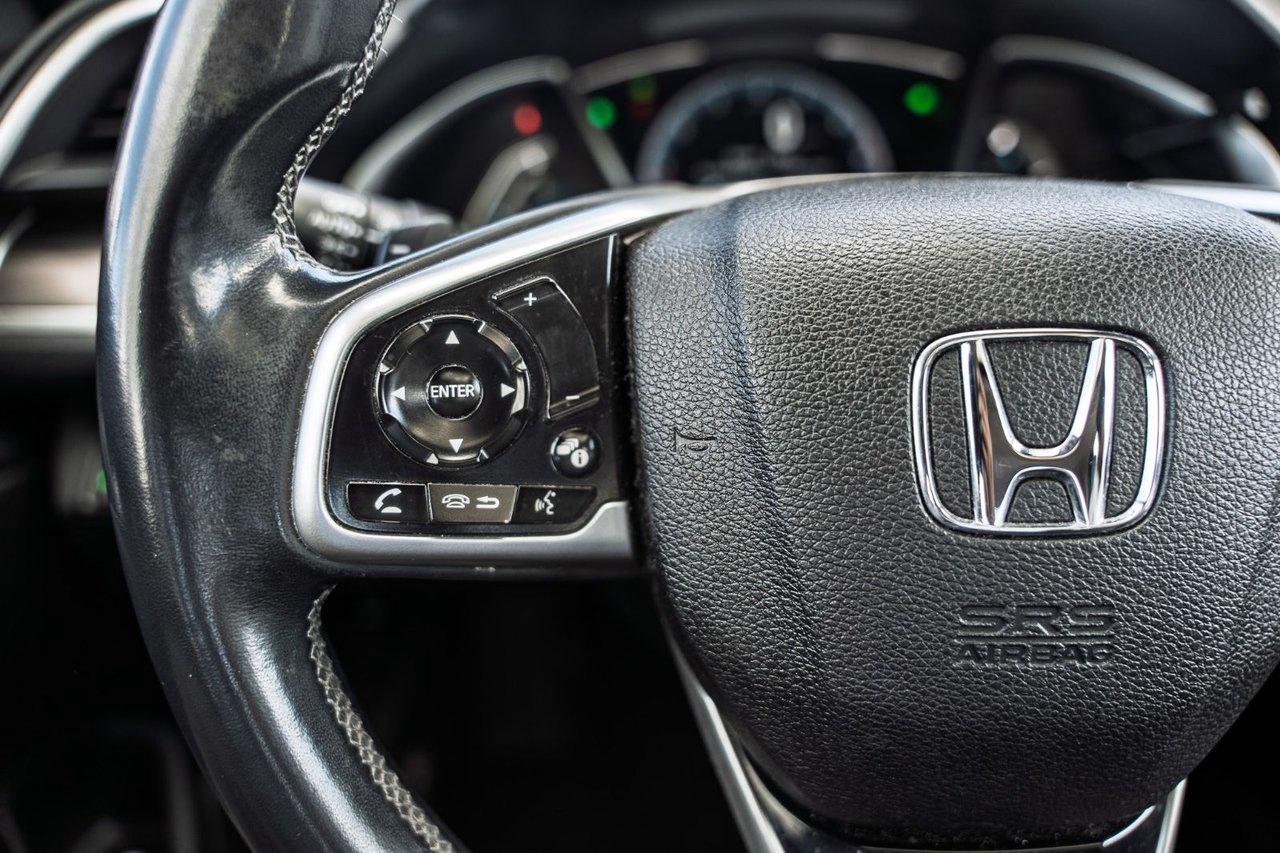 2020 Honda Civic Sedan Touring Photo