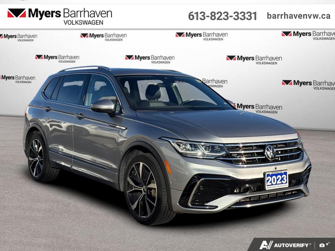 2023 Volkswagen Tiguan Highline R-Line  - Leather Seats Photo