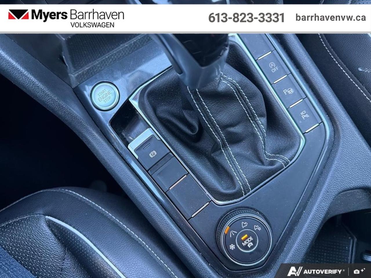 2023 Volkswagen Tiguan Highline R-Line  - Leather Seats Photo