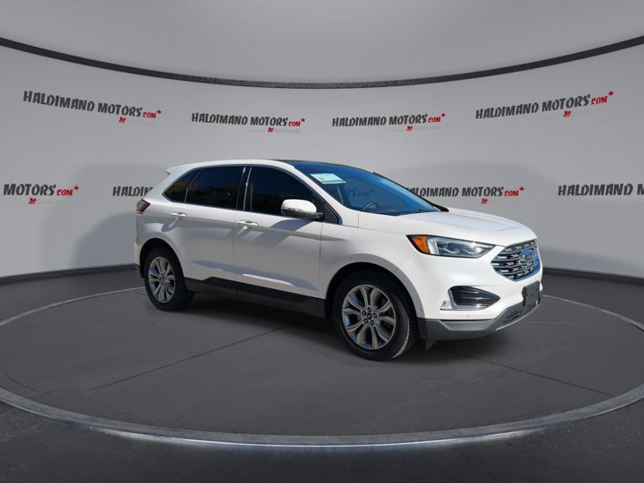 2019 Ford Edge Titanium AWD | Pano. Roof | Leather Seats | Heated Steering Wheel Photo5