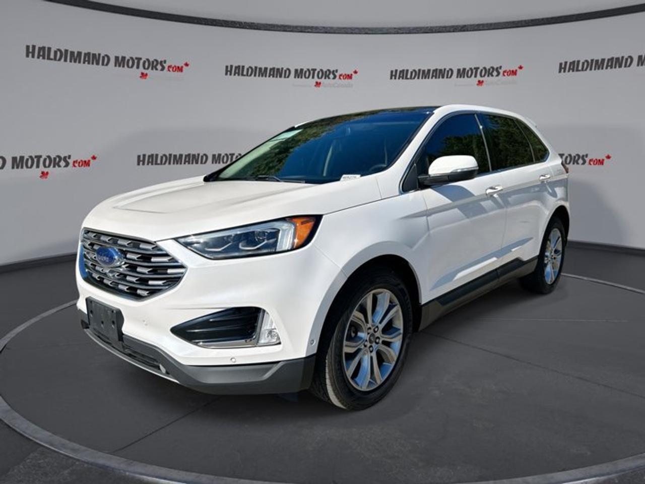 2019 Ford Edge Titanium AWD | Pano. Roof | Leather Seats | Heated Steering Wheel Photo