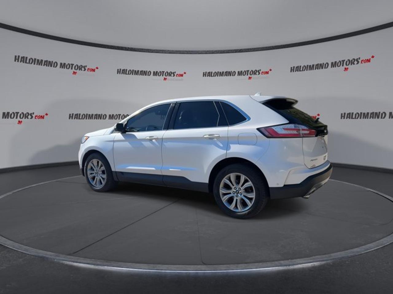 2019 Ford Edge Titanium AWD | Pano. Roof | Leather Seats | Heated Steering Wheel Photo