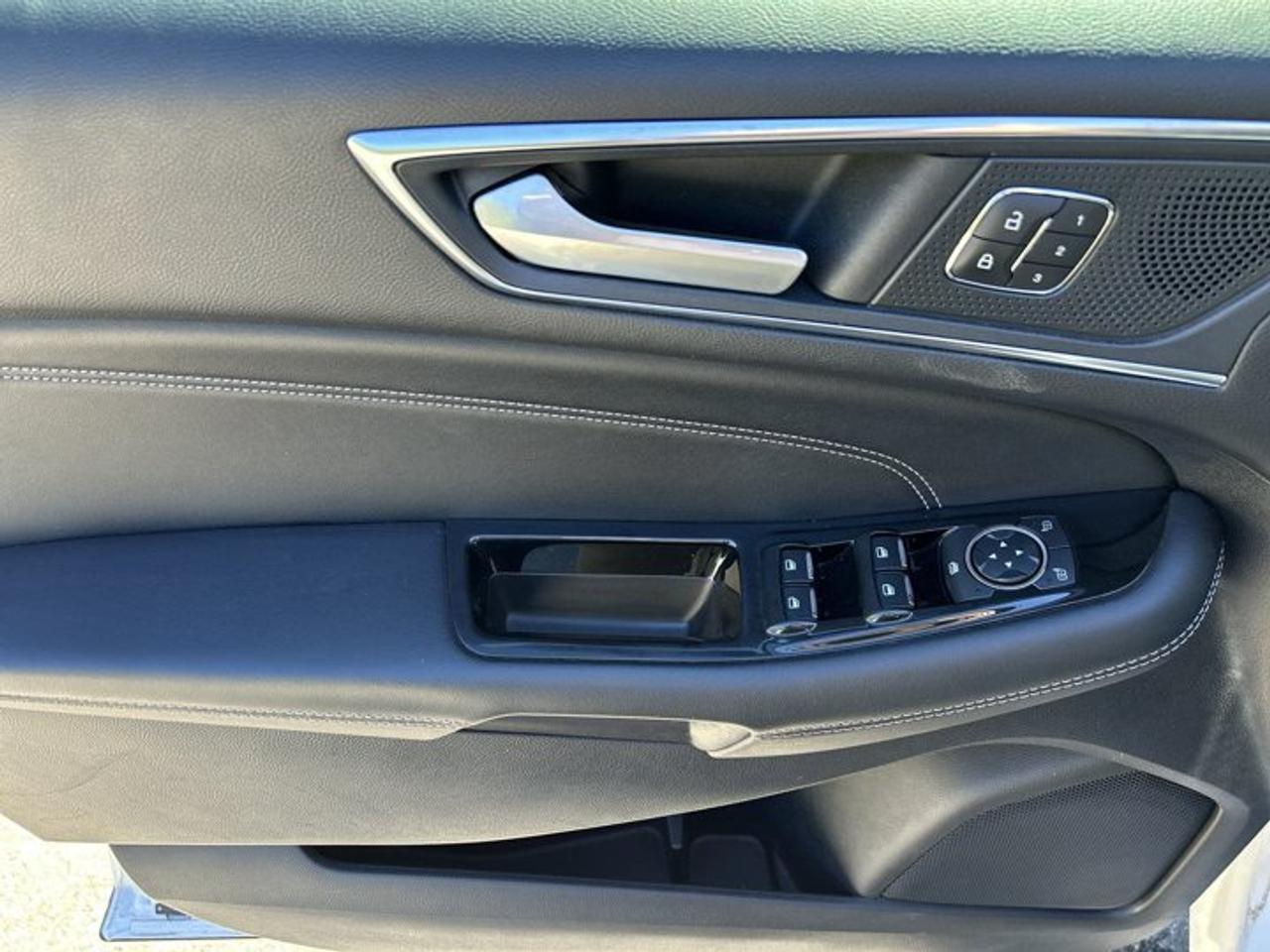 2019 Ford Edge Titanium AWD | Pano. Roof | Leather Seats | Heated Steering Wheel Photo