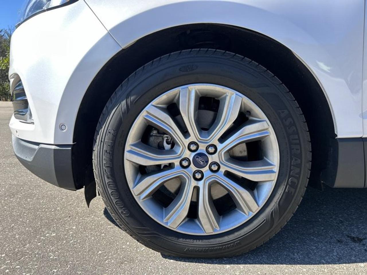 2019 Ford Edge Titanium AWD | Pano. Roof | Leather Seats | Heated Steering Wheel Photo