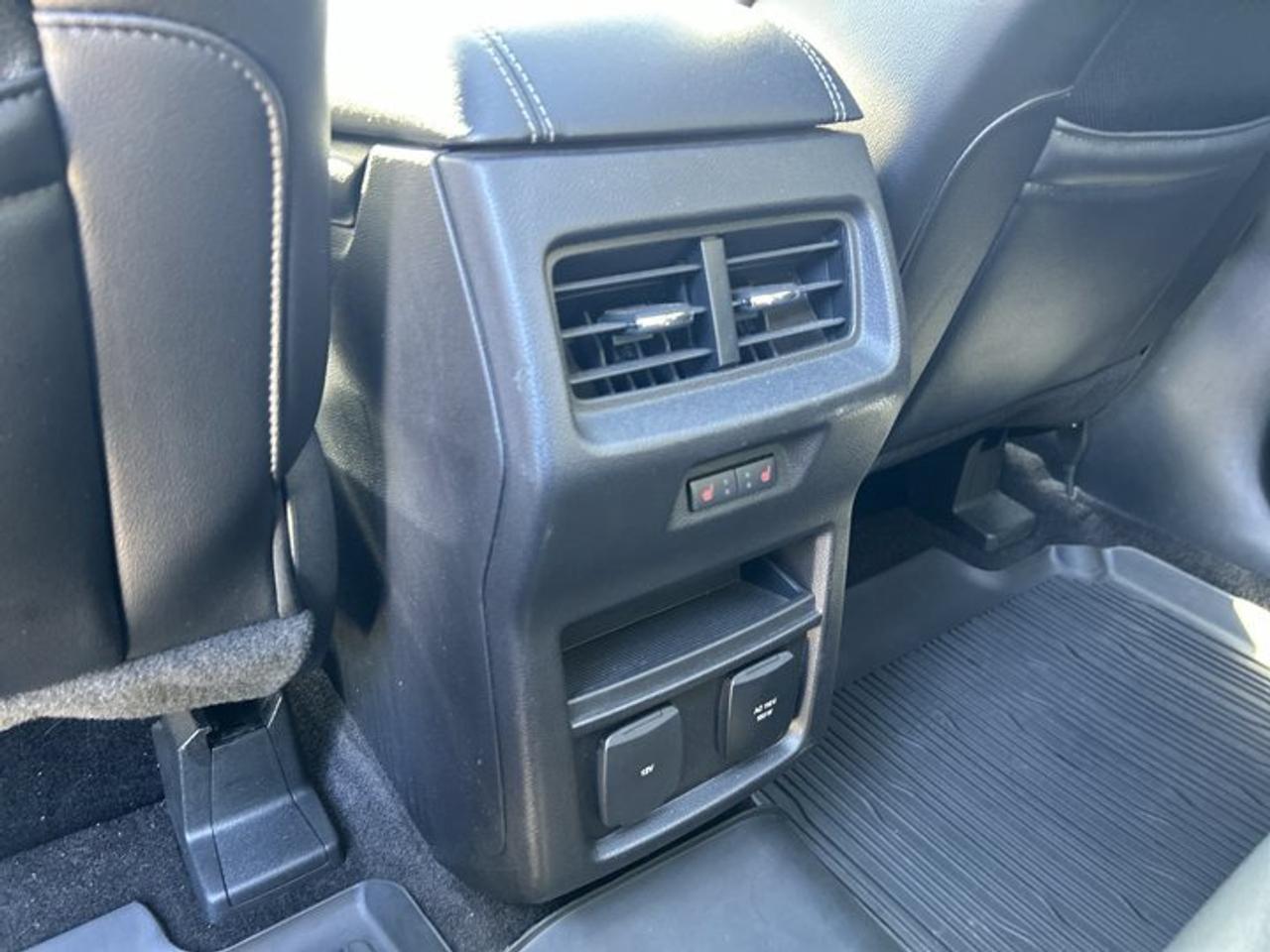 2019 Ford Edge Titanium AWD | Pano. Roof | Leather Seats | Heated Steering Wheel Photo