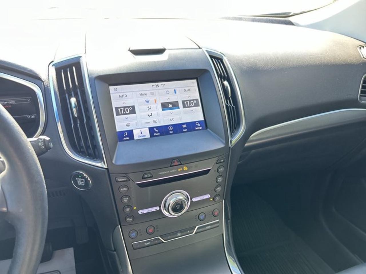 2019 Ford Edge Titanium AWD | Pano. Roof | Leather Seats | Heated Steering Wheel Photo