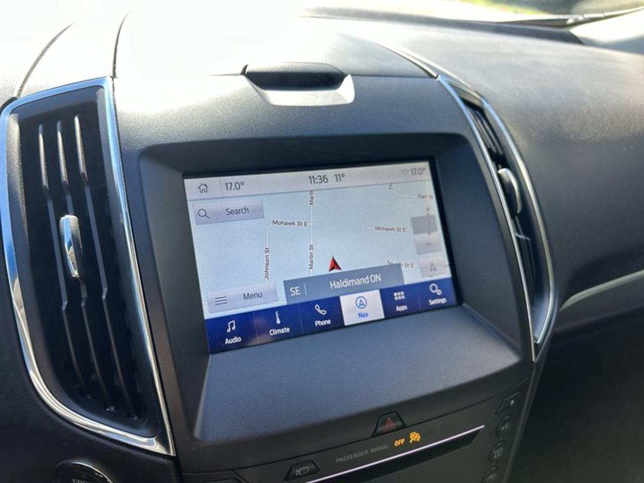2019 Ford Edge Titanium AWD | Pano. Roof | Leather Seats | Heated Steering Wheel Photo