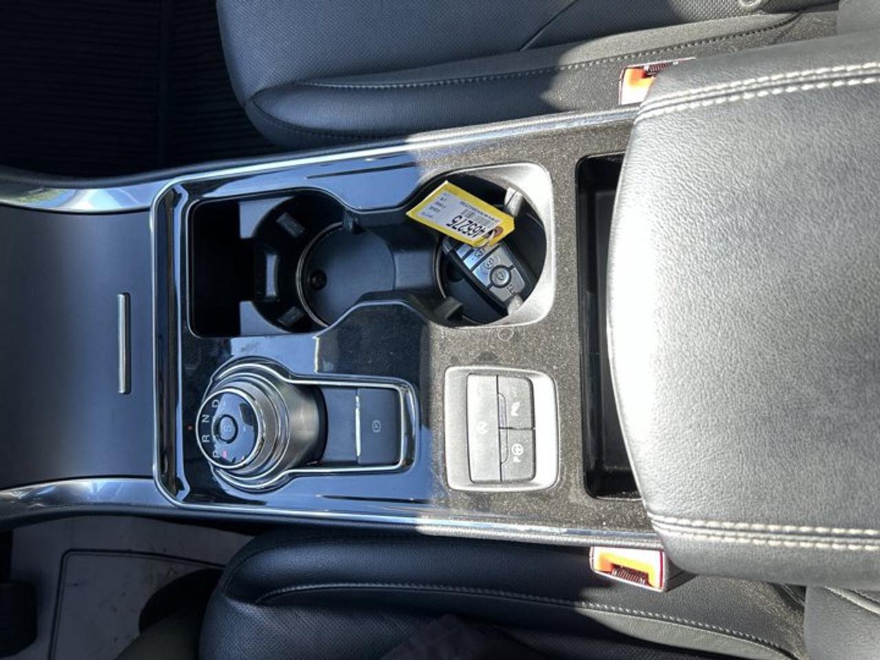 2019 Ford Edge Titanium AWD | Pano. Roof | Leather Seats | Heated Steering Wheel Photo