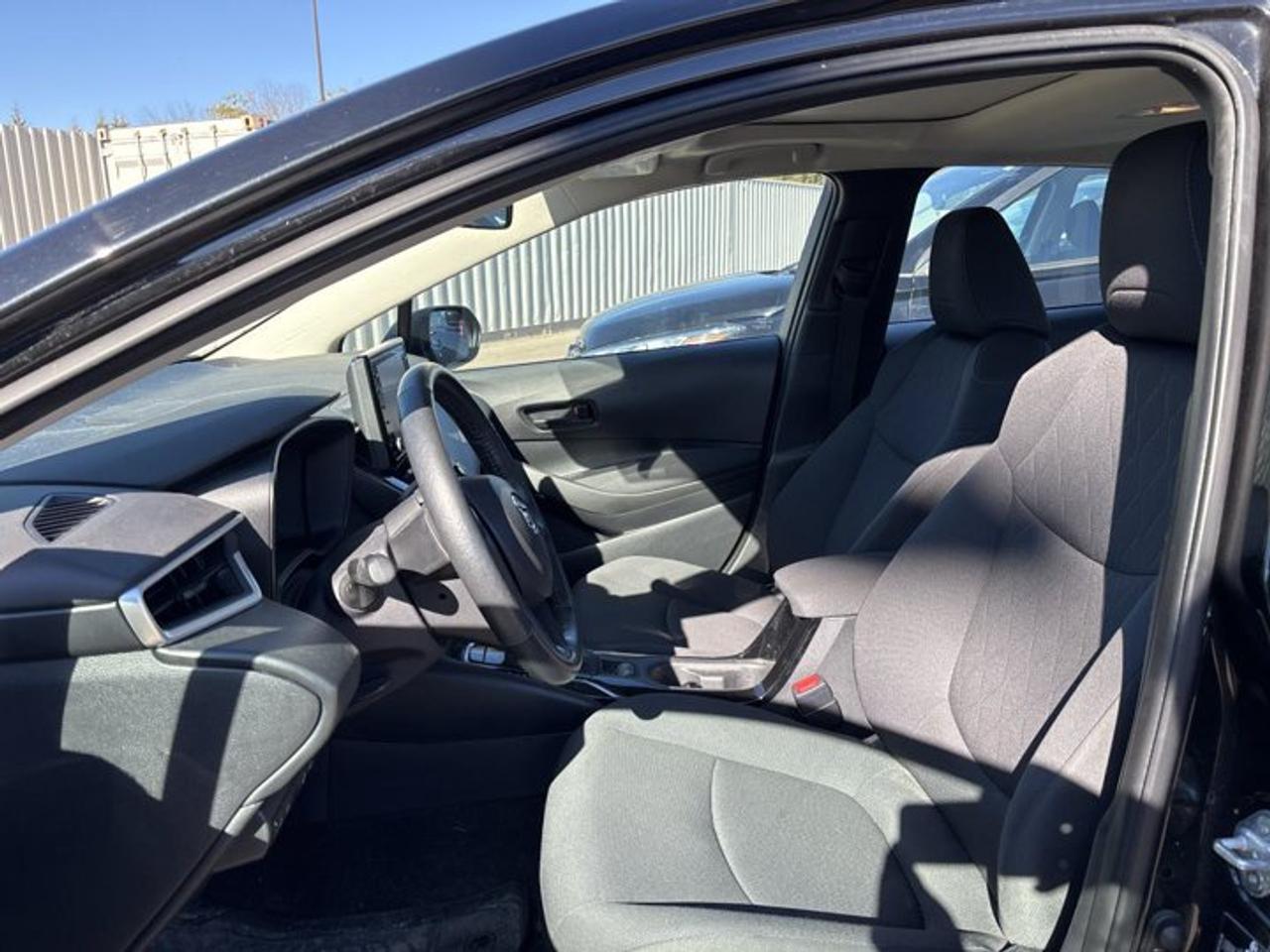 2022 Toyota Corolla LE | One Owner | No Accidents | Heated Steering Photo