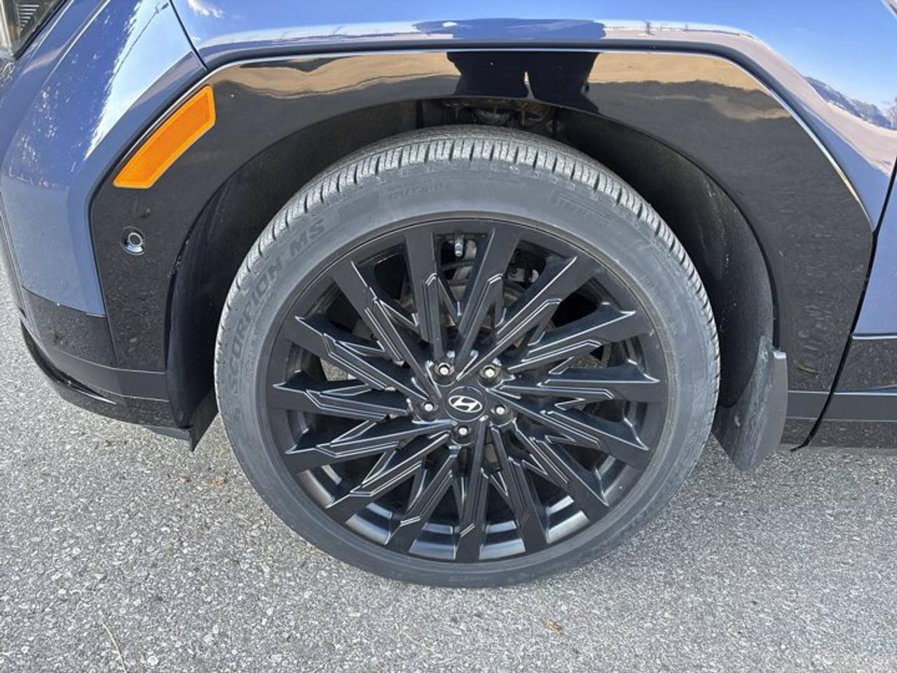 2025 Hyundai Santa Fe Ultimate Calligraphy AWD | One Owner | No Accidents Photo