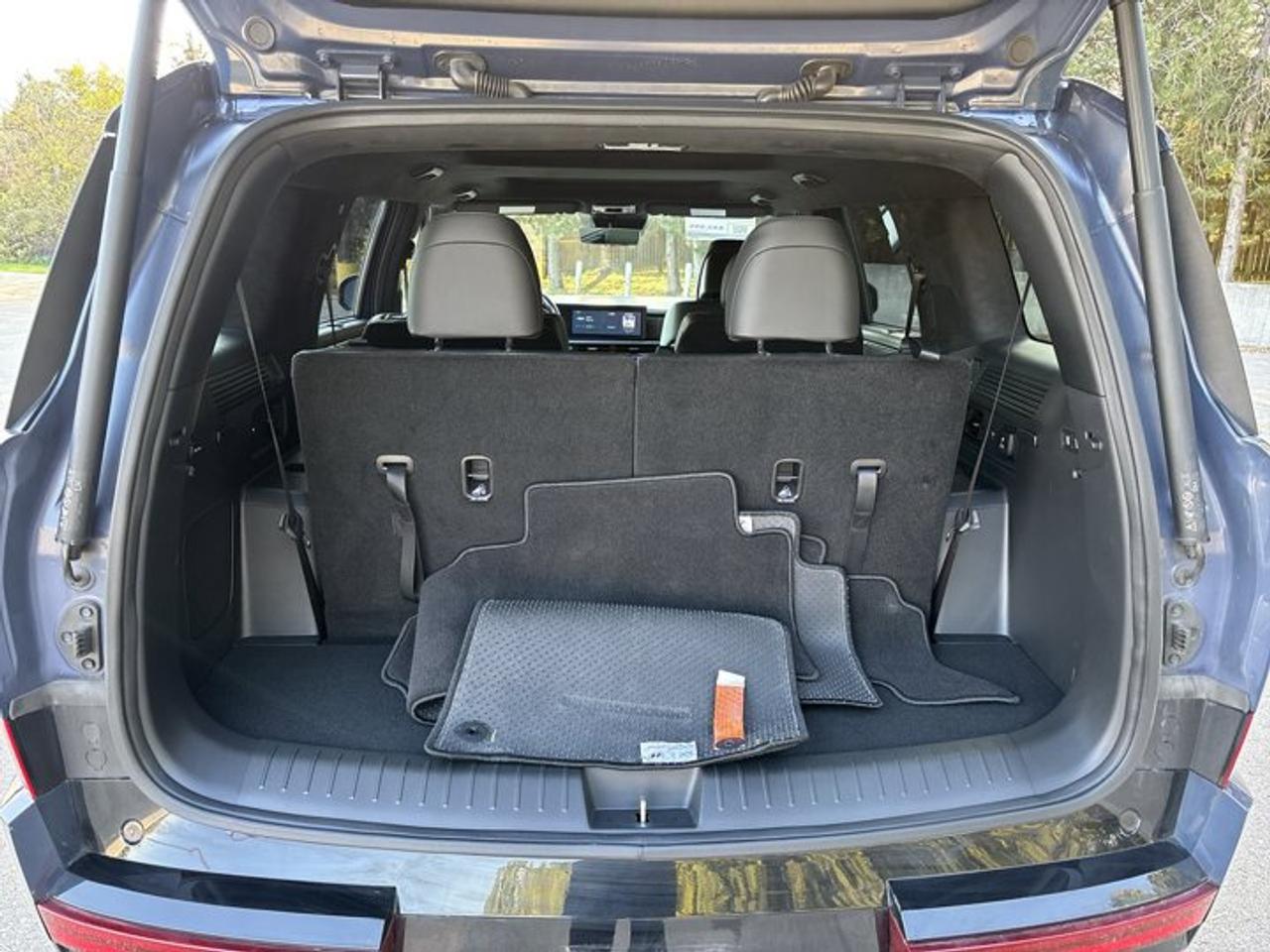 2025 Hyundai Santa Fe Ultimate Calligraphy AWD | One Owner | No Accidents Photo