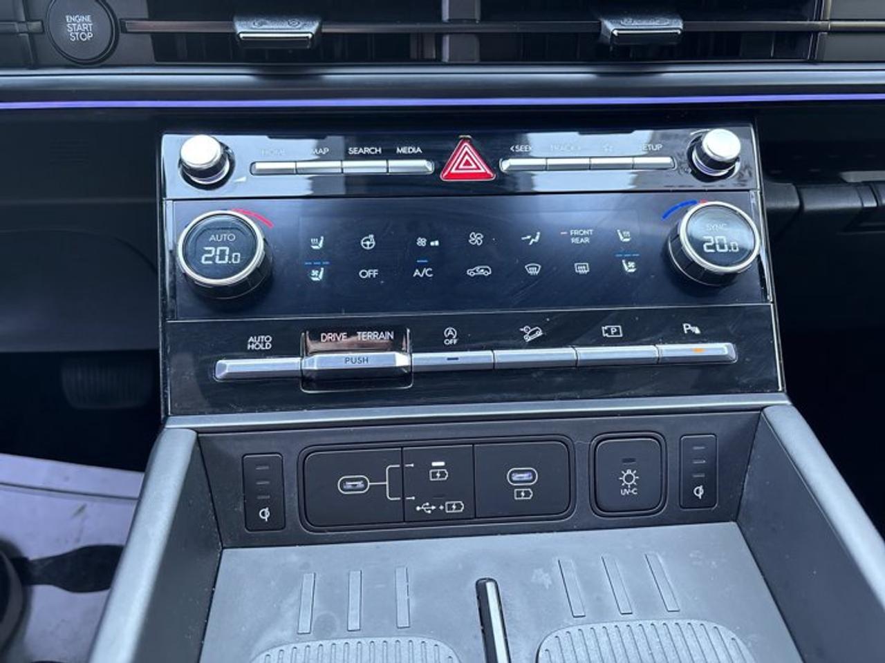 2025 Hyundai Santa Fe Ultimate Calligraphy AWD | One Owner | No Accidents Photo