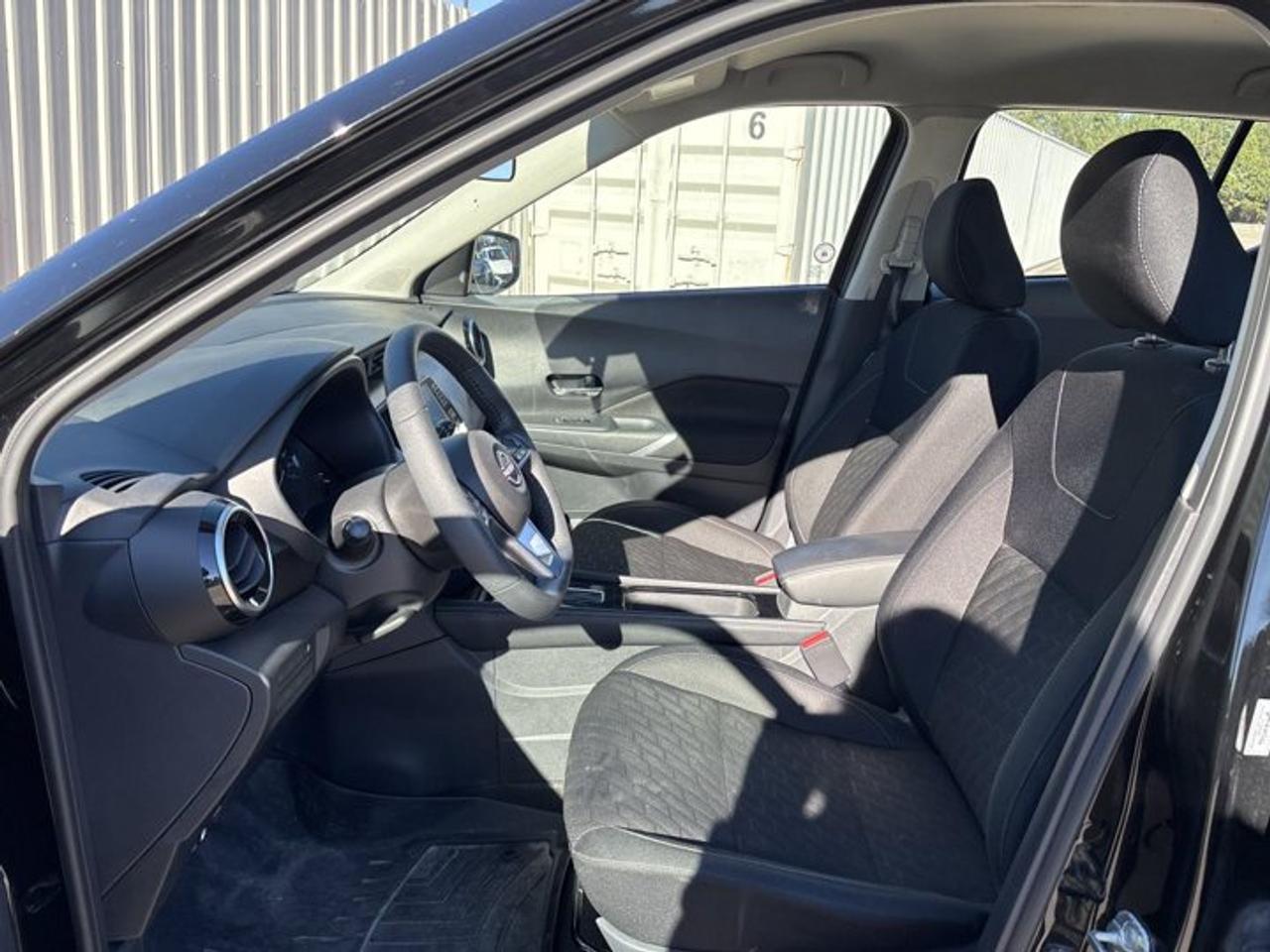 2024 Nissan Kicks SV FWD | No Accidents | Heated Steering Photo2