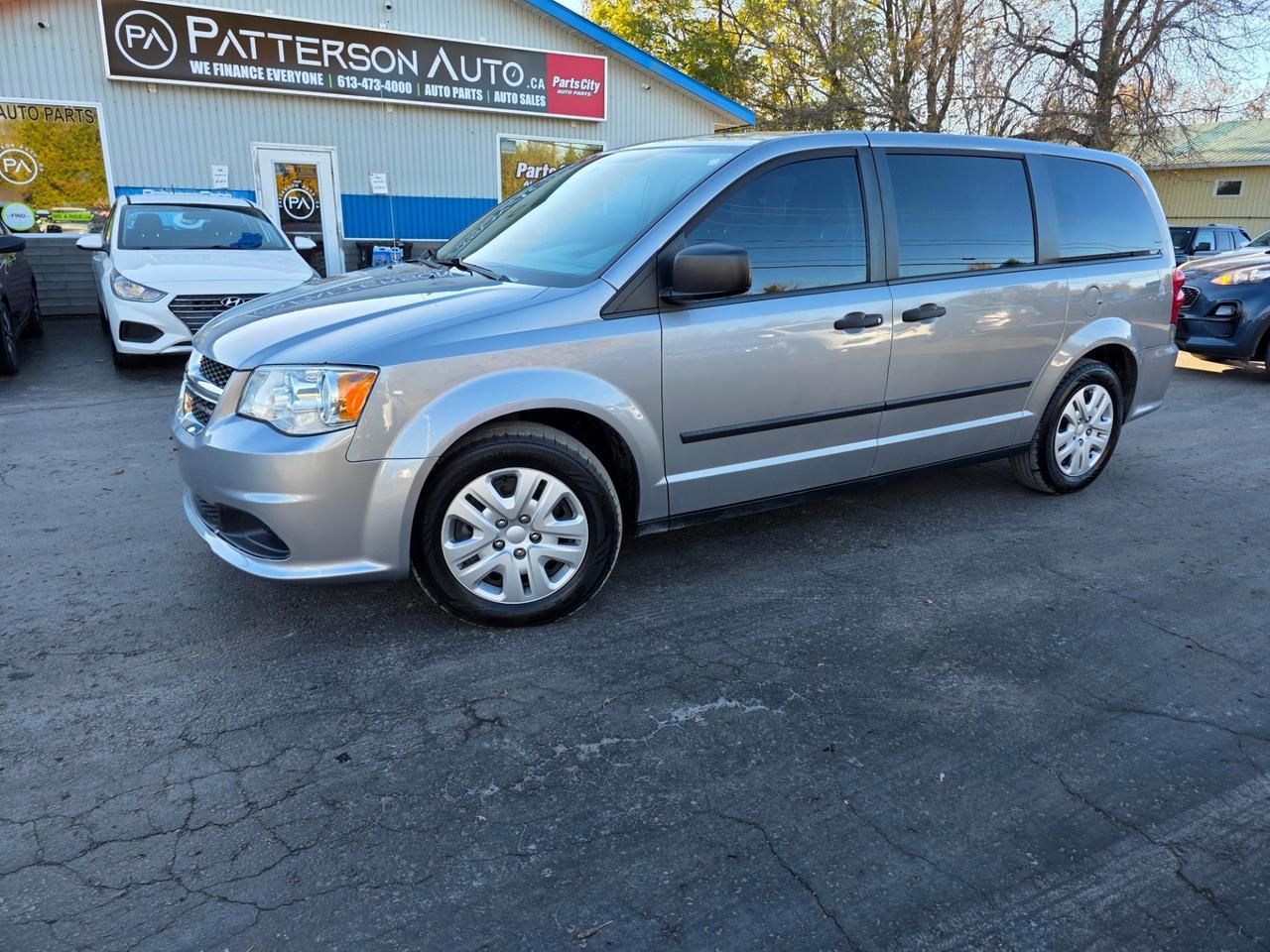 2015 Dodge Grand Caravan SE - Photo #1