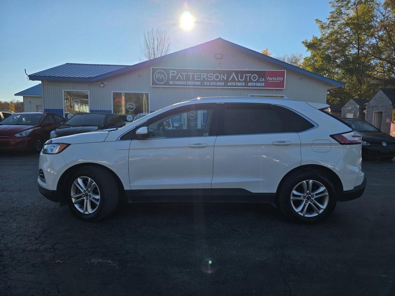 2019 Ford Edge SEL AWD Photo