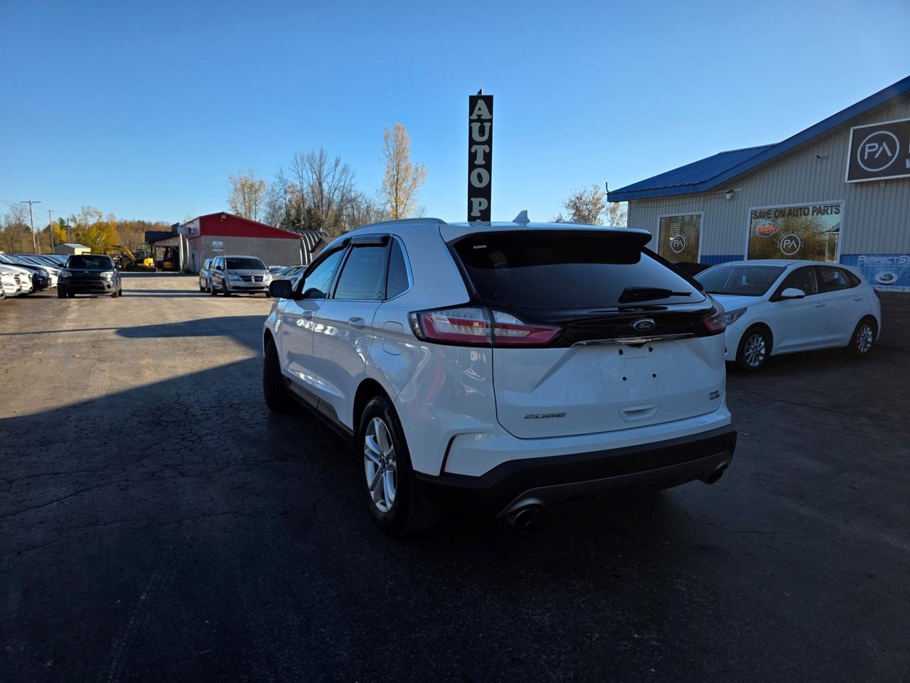 2019 Ford Edge SEL AWD Photo