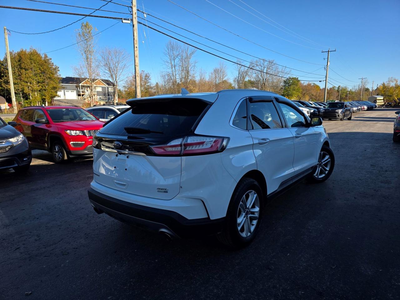 2019 Ford Edge SEL AWD Photo