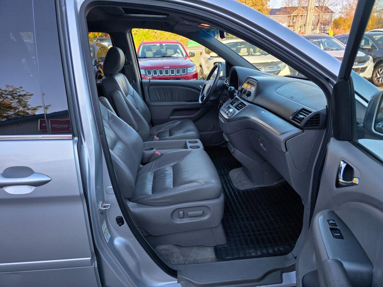 2010 Honda Odyssey EX-L Photo