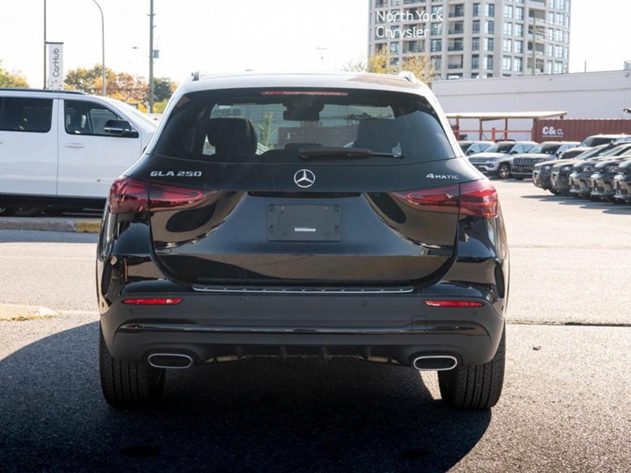 2026 Mercedes-Benz GLA GLA 250 4MATIC AWD Panoramic Roof Automatic Parking Heated Seats Photo