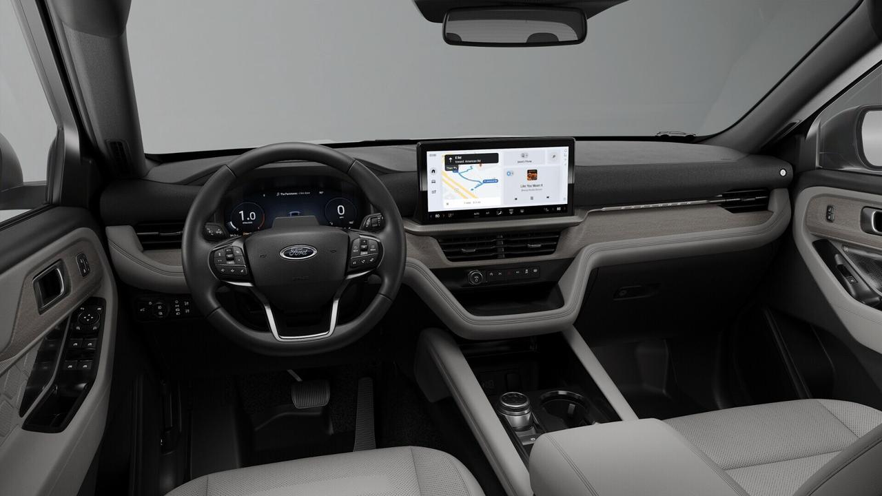2027 Ford Explorer Platinum 4WD Photo4