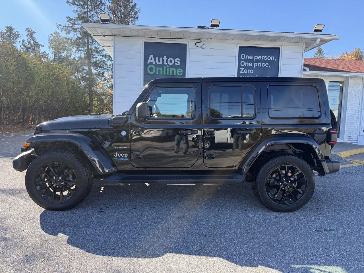 2021 Jeep Wrangler 4xe UNLIMITED SAHARA-4X4-HYBRID-LEATHER SEATS-NAV Photo1