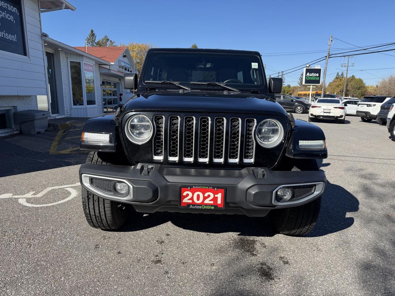 2021 Jeep Wrangler 4xe UNLIMITED SAHARA-4X4-HYBRID-LEATHER SEATS-NAV Photo