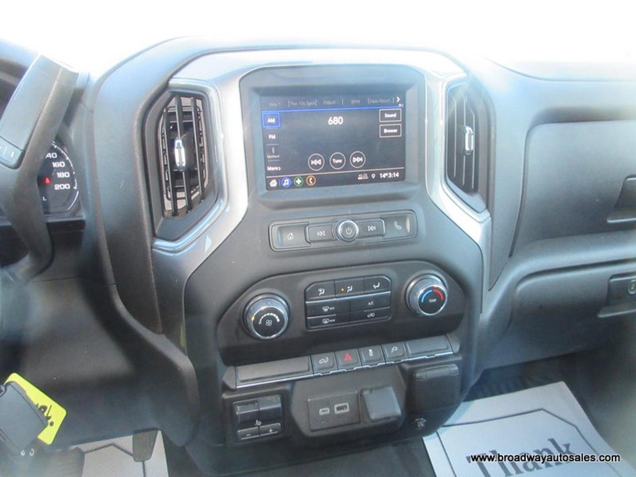 2023 Chevrolet Silverado 2500 3/4 TON CUSTOM-LT-EDITION 6 PASSENGER 6.6L - V8.. 4X4.. CREW-CAB.. 6.6-BOX.. ARCTIC-V-PLOW.. BACK-UP CAMERA.. BLUETOOTH SYSTEM.. KEYLESS ENTRY.. Photo