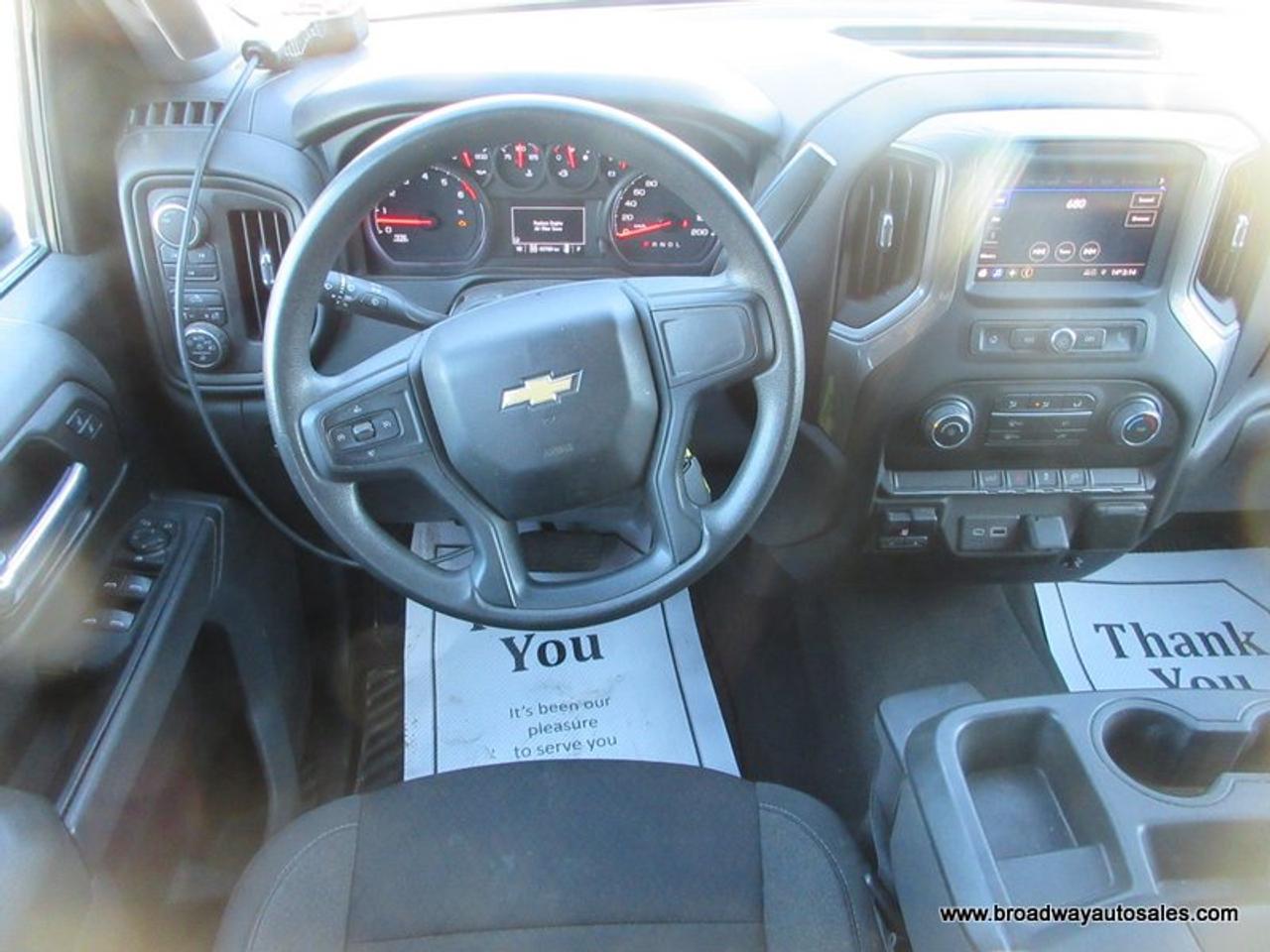 2023 Chevrolet Silverado 2500 3/4 TON CUSTOM-LT-EDITION 6 PASSENGER 6.6L - V8.. 4X4.. CREW-CAB.. 6.6-BOX.. ARCTIC-V-PLOW.. BACK-UP CAMERA.. BLUETOOTH SYSTEM.. KEYLESS ENTRY.. Photo