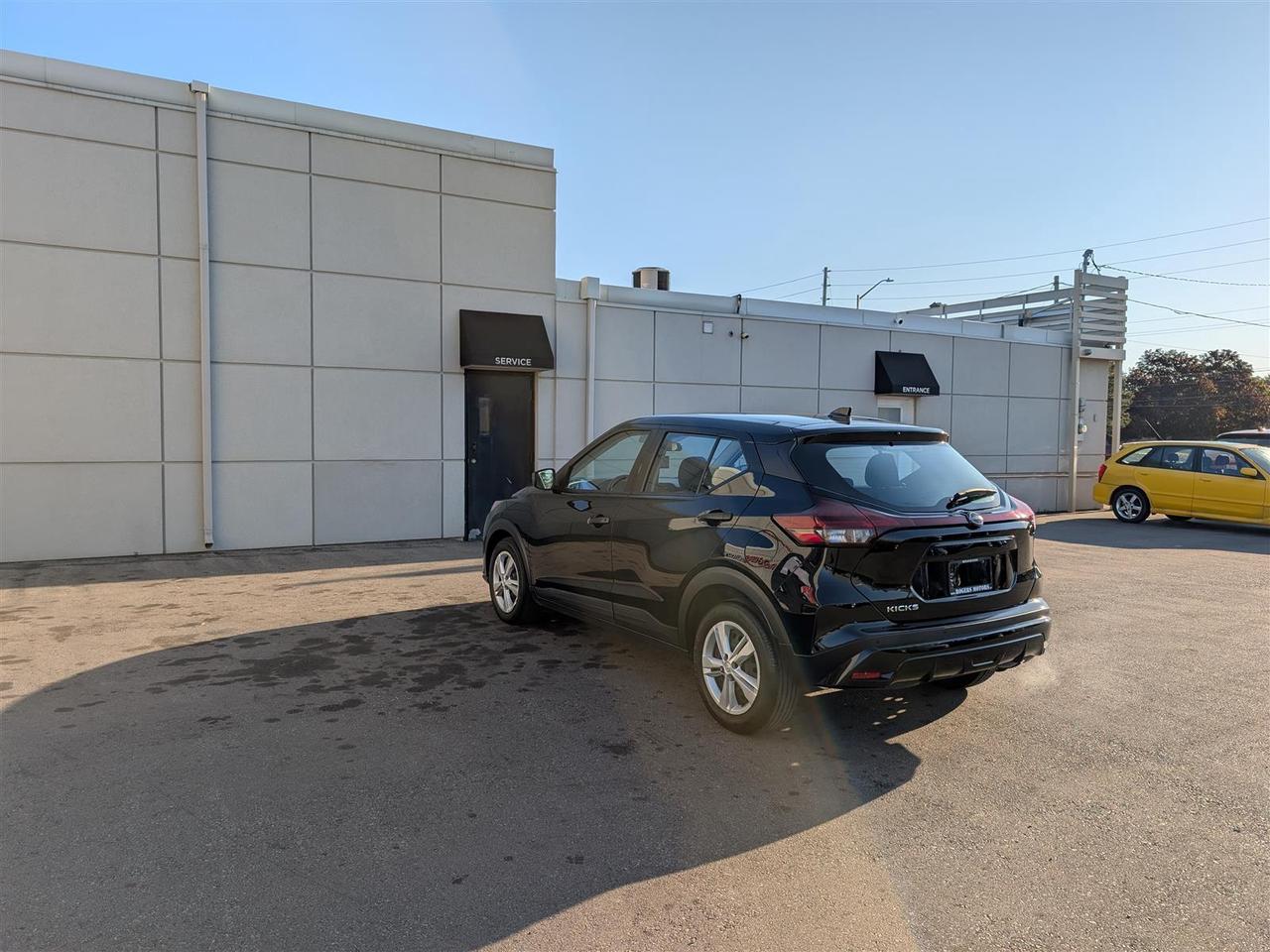 2024 Nissan Kicks S - CARPLAY - REV CAM - TECH FEATS Photo