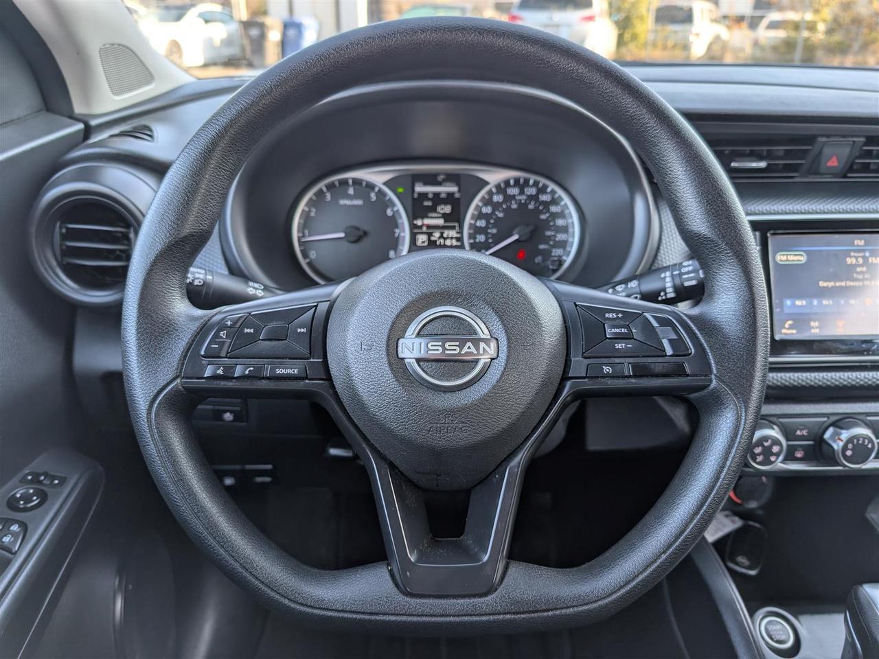 2024 Nissan Kicks S - CARPLAY - REV CAM - TECH FEATS Photo