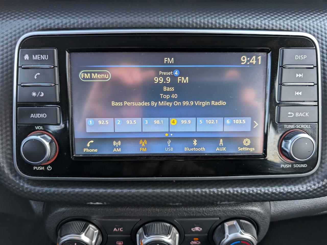 2024 Nissan Kicks S - CARPLAY - REV CAM - TECH FEATS Photo