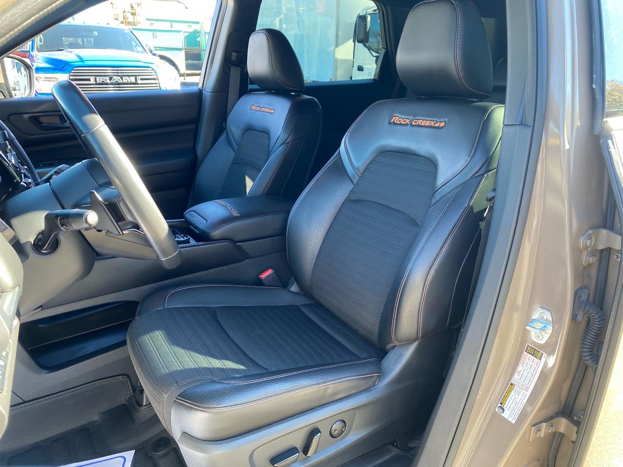 2024 Nissan Pathfinder Rock Creek | 4WD | Apple CarPlay | Android Auto | 8 Passenger | Leather Seats Photo