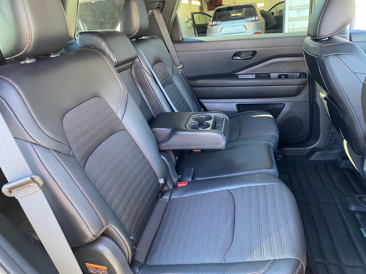 2024 Nissan Pathfinder Rock Creek | 4WD | Apple CarPlay | Android Auto | 8 Passenger | Leather Seats Photo