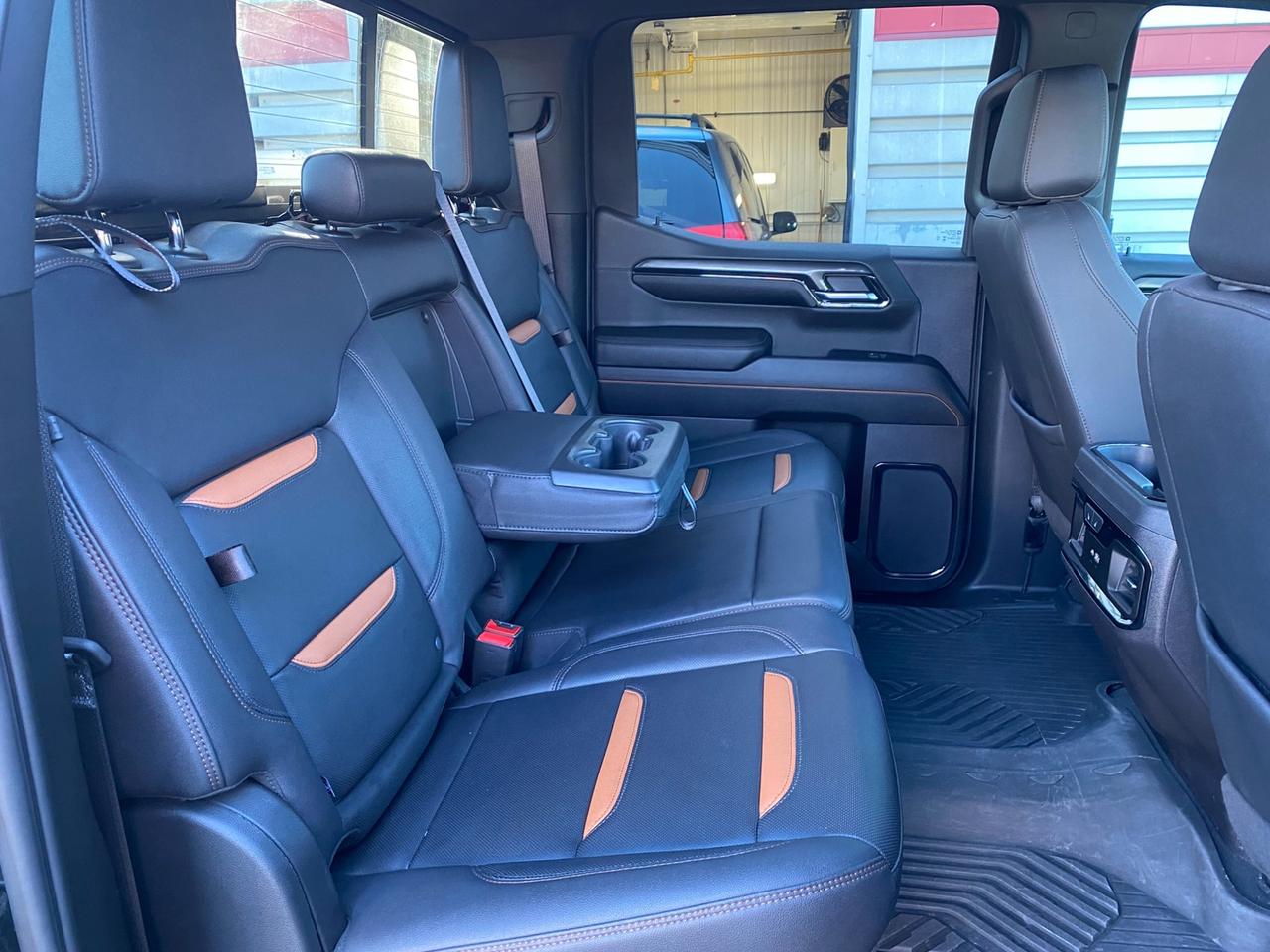 2024 GMC Sierra 1500 AT4 | Crew Cab 4X4 | Leather Seats | Sunroof Photo