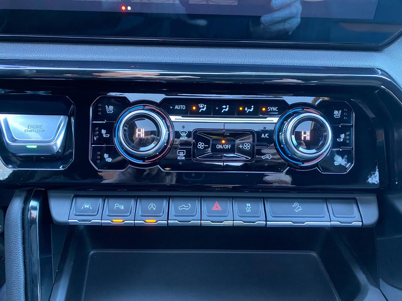 2024 GMC Sierra 1500 AT4 | Crew Cab 4X4 | Leather Seats | Sunroof Photo