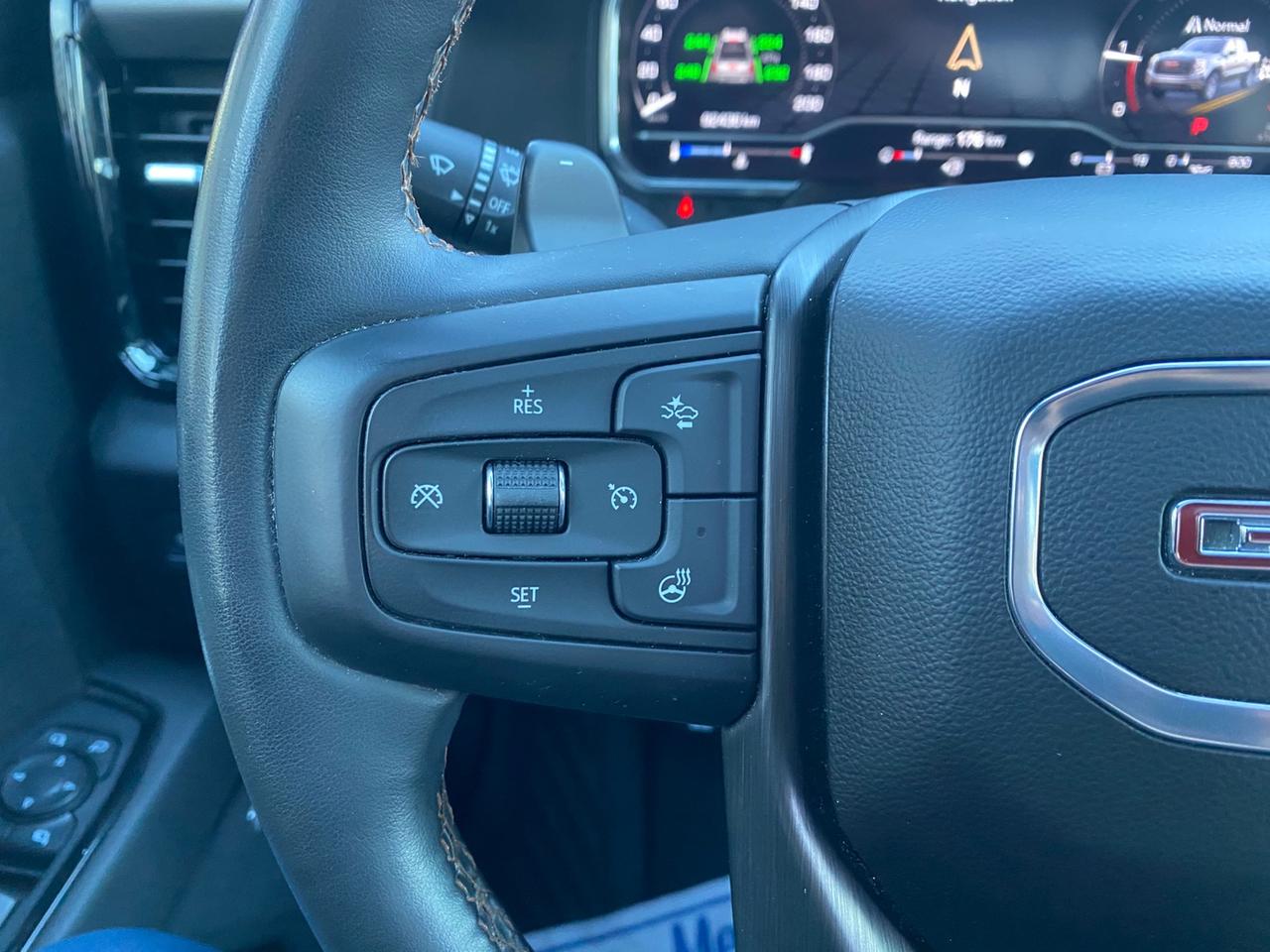2024 GMC Sierra 1500 AT4 | Crew Cab 4X4 | Leather Seats | Sunroof Photo