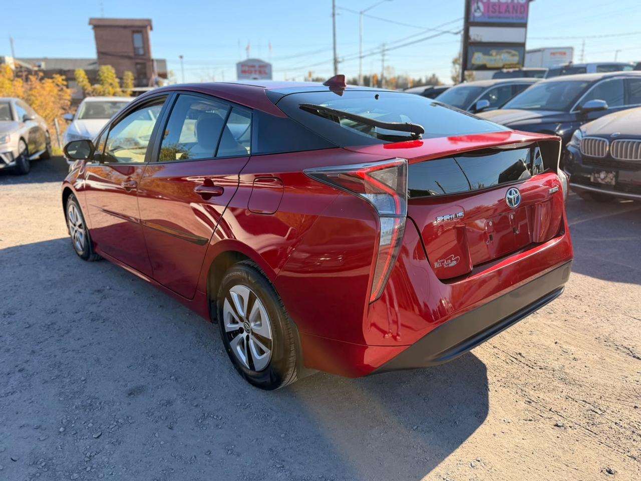 2018 Toyota Prius Auto Photo