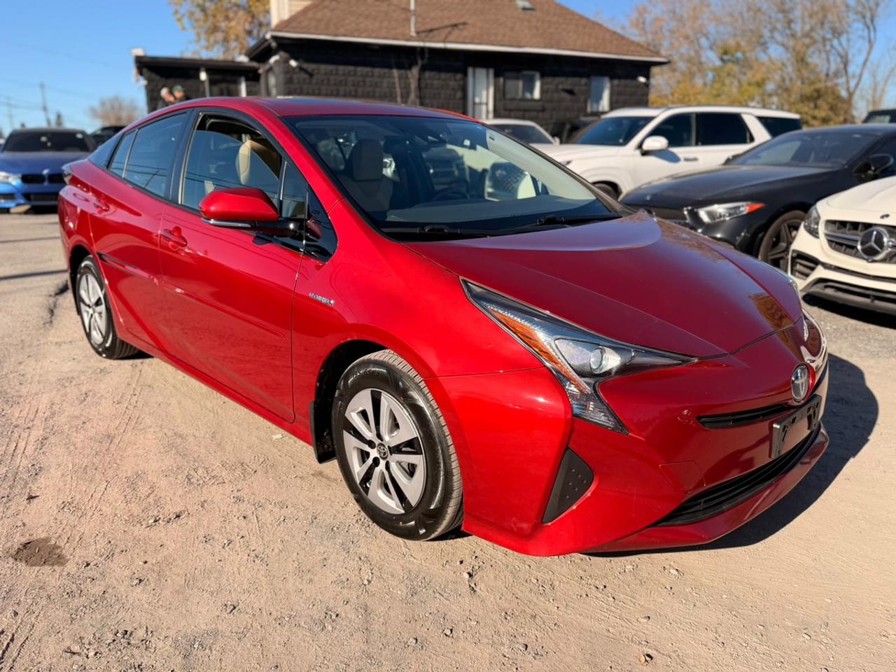 2018 Toyota Prius Auto Photo2