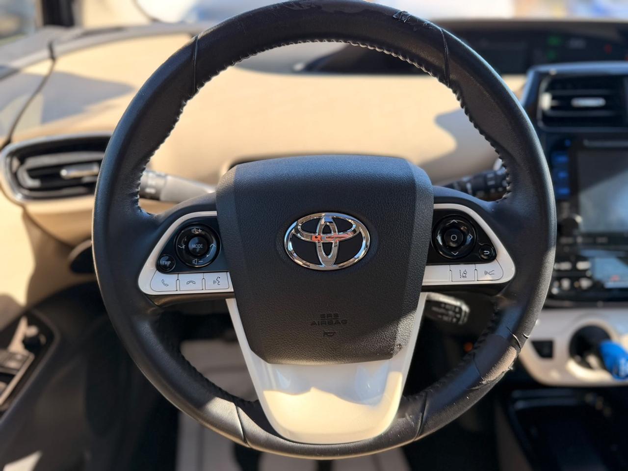 2018 Toyota Prius Auto Photo