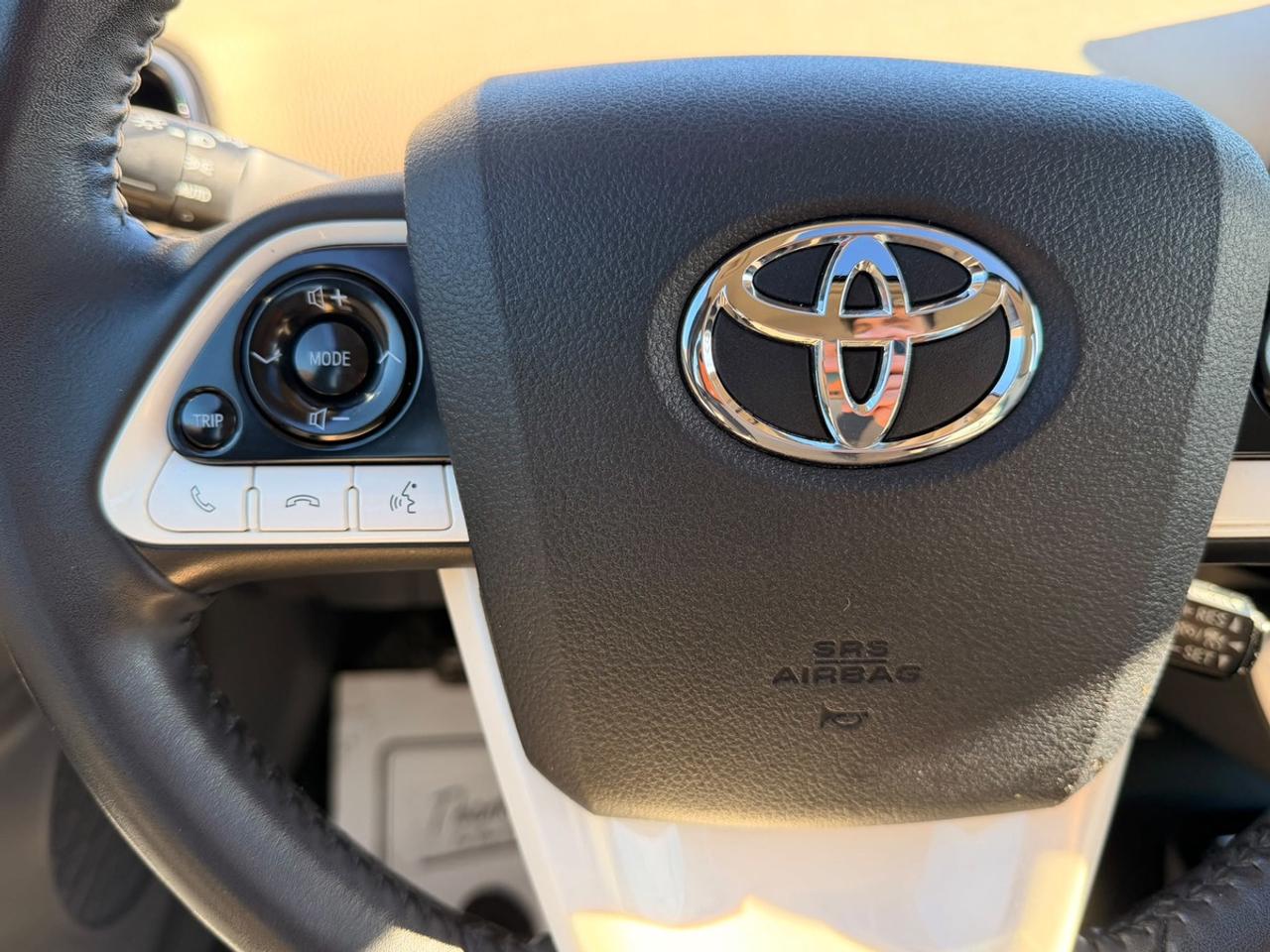2018 Toyota Prius Auto Photo