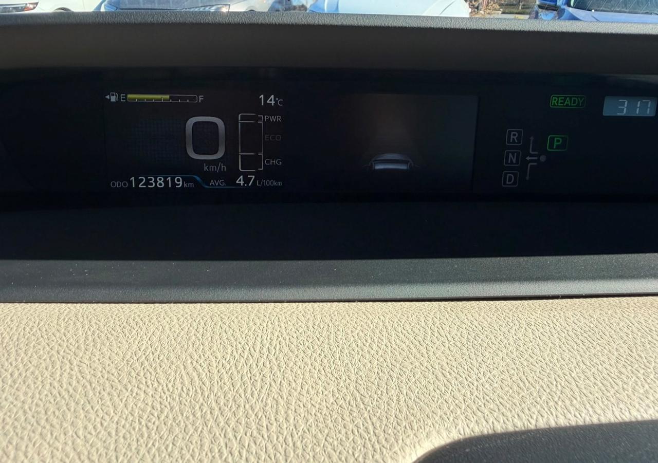 2018 Toyota Prius Auto Photo