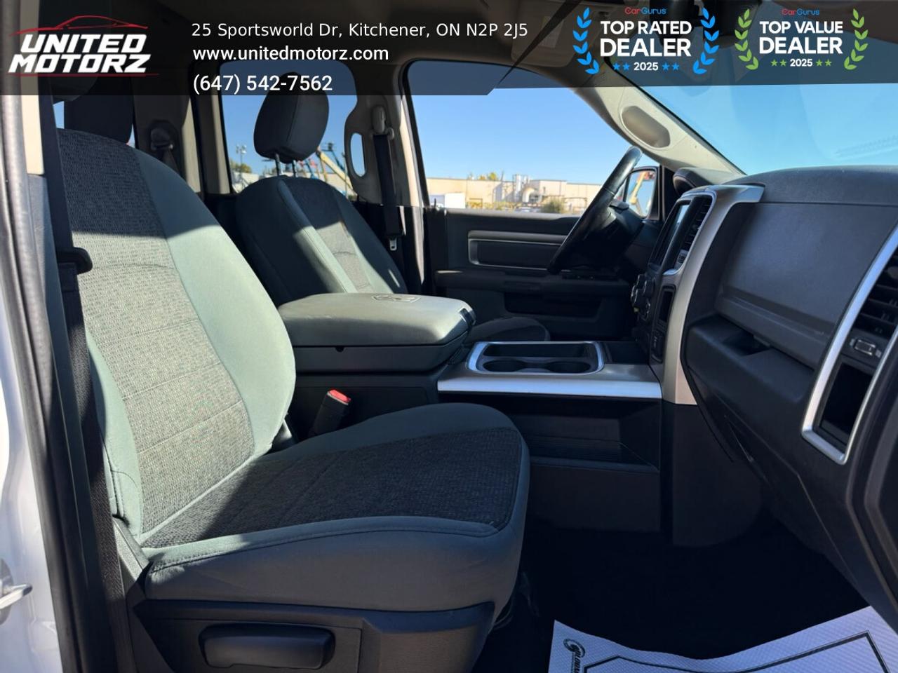 2017 RAM 1500 SLT HEMI 5.7L QUAD CAB 140.5" 4WD V8~SAFETY CERTIF Photo