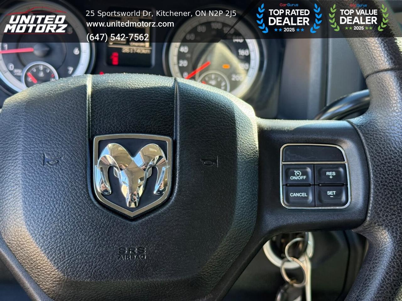 2015 RAM 1500 ST HEMI 5.7L CREW CAB 140.5" 4WD V8~SAFETY CERTIFI Photo
