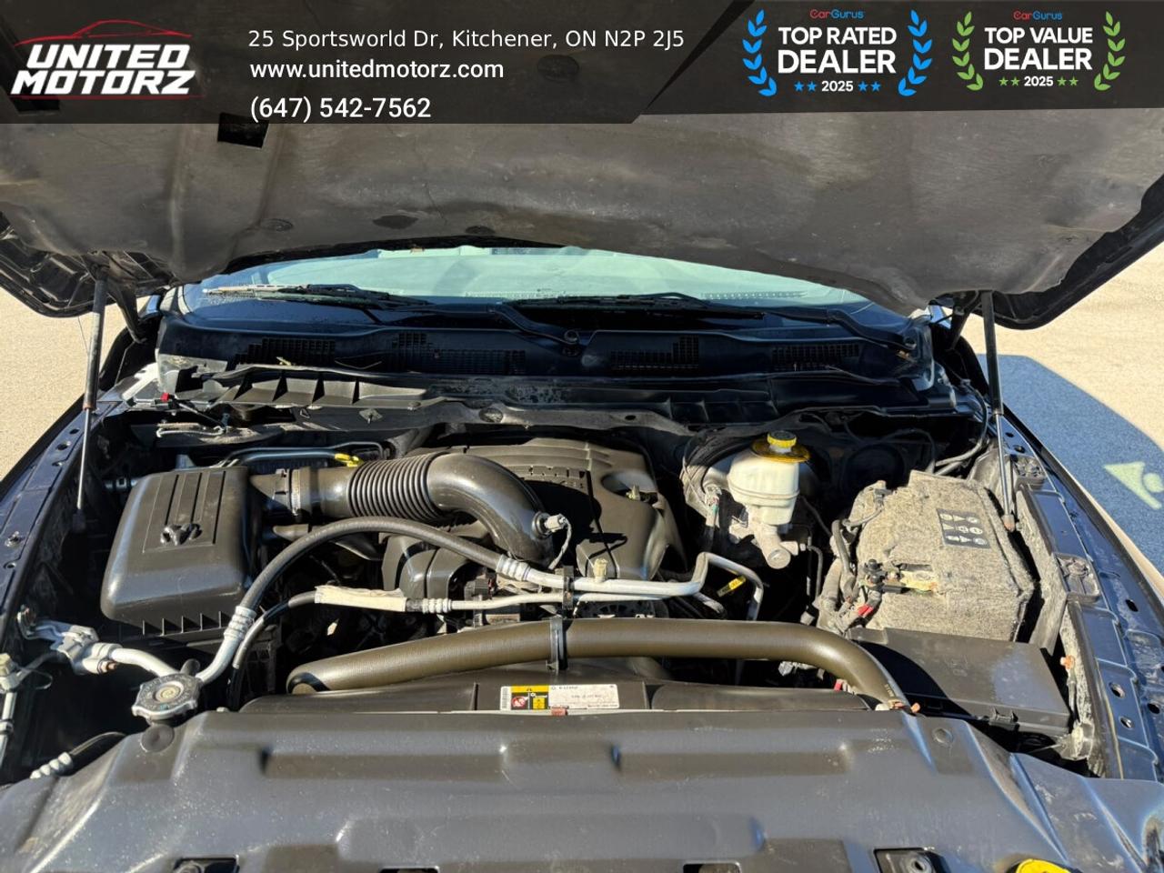 2015 RAM 1500 ST HEMI 5.7L CREW CAB 140.5" 4WD V8~SAFETY CERTIFI Photo