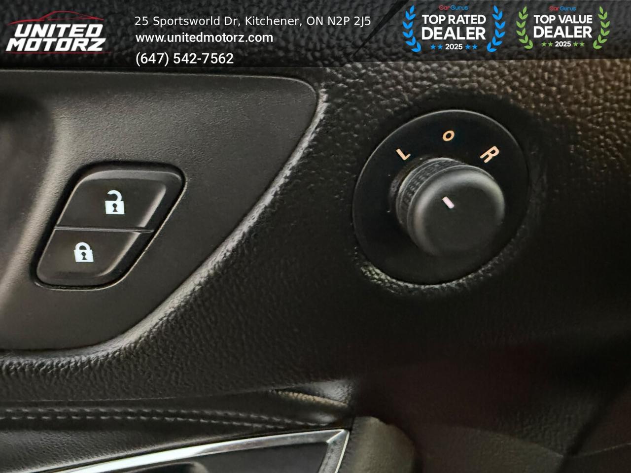 2017 Chevrolet Cruze Premier HB 1.4L w/1SF FWD~AS IS SPECIAL~LO Photo
