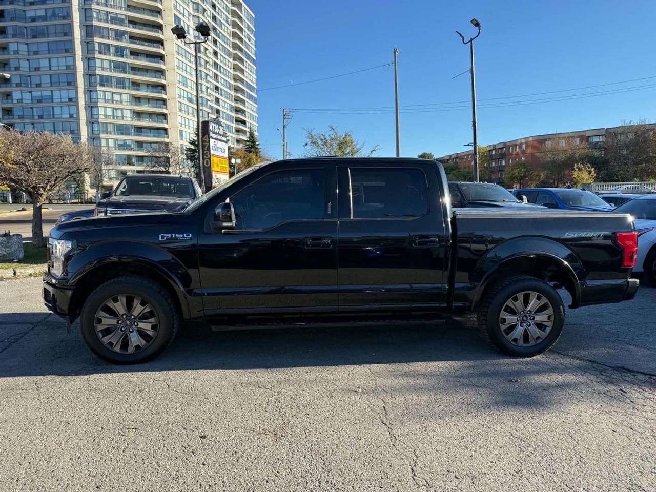 2018 Ford F-150 LARIAT SUPERCREW Photo4