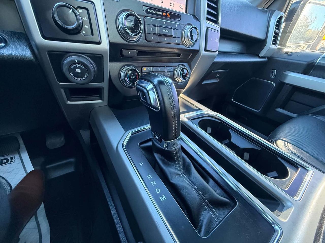 2018 Ford F-150 LARIAT SUPERCREW Photo