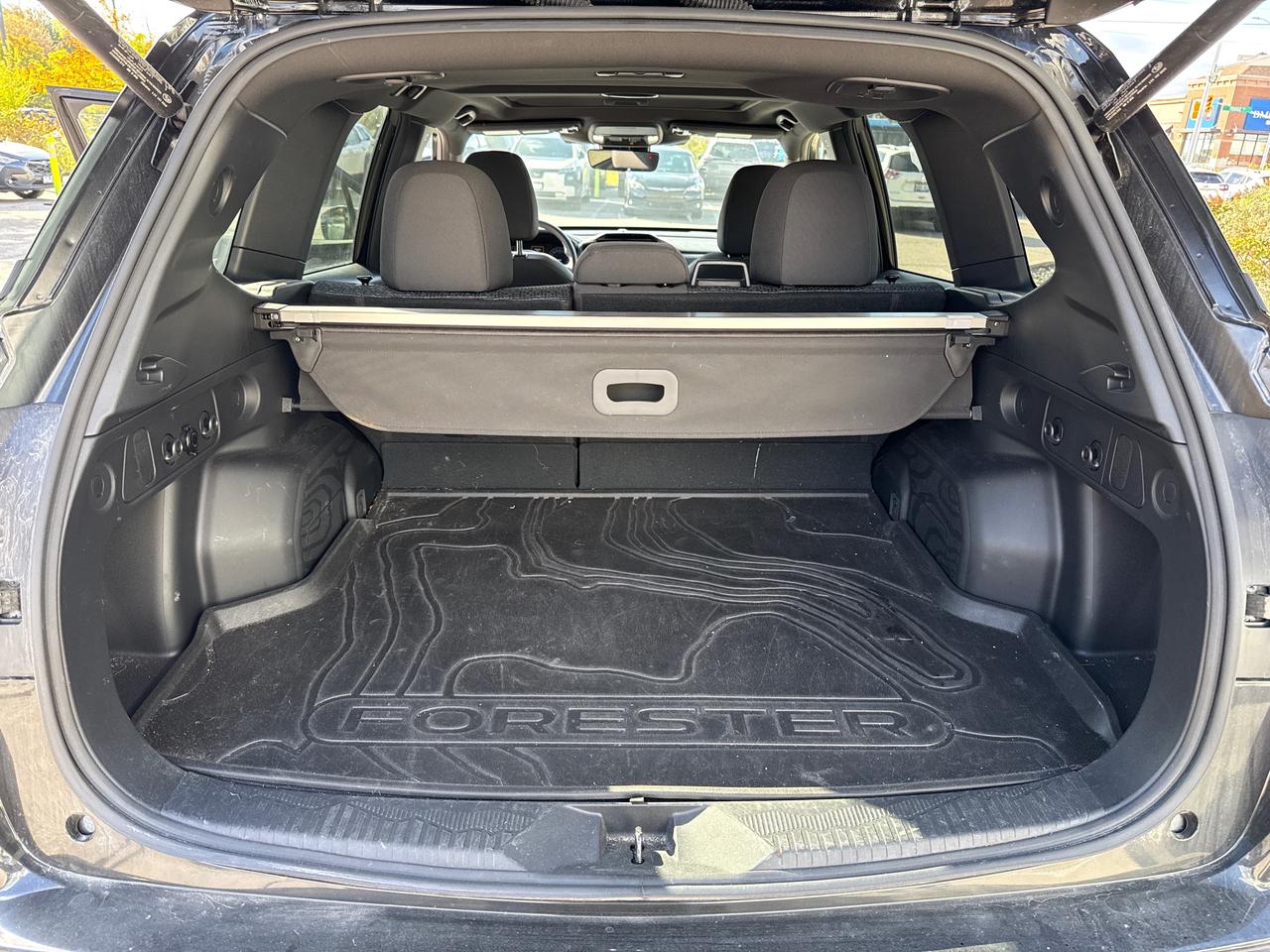 2025 Subaru Forester Touring NO ACCIDENTS! ONE OWNER! Photo