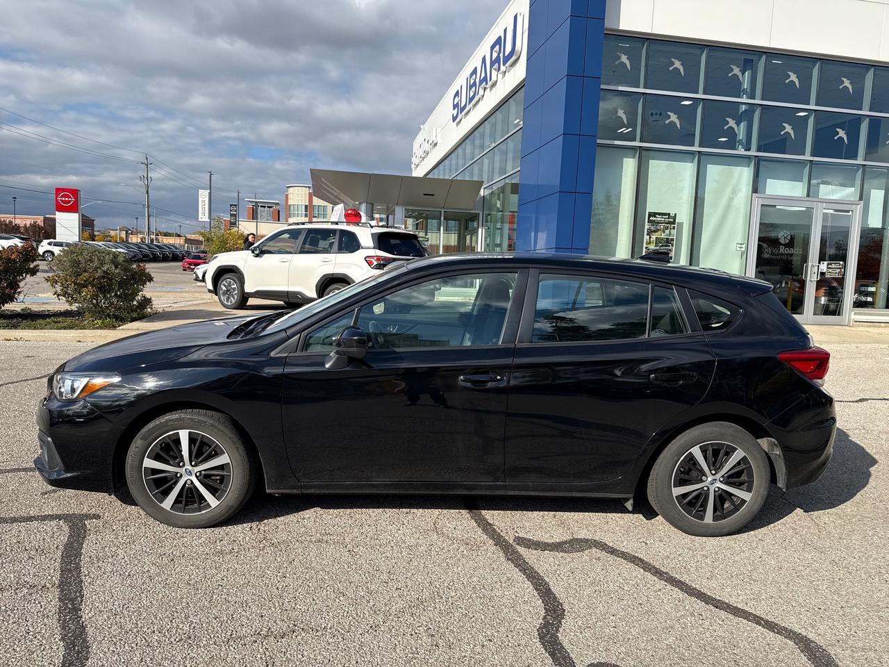2023 Subaru Impreza Touring NO ACCIDENTS! ONE OWNER! LOW KM! Photo